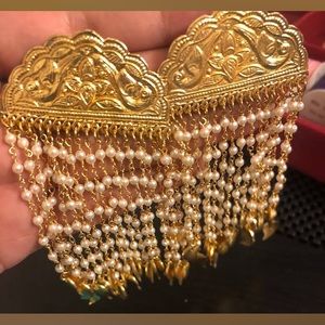 Gold plated beautiful earrings!!